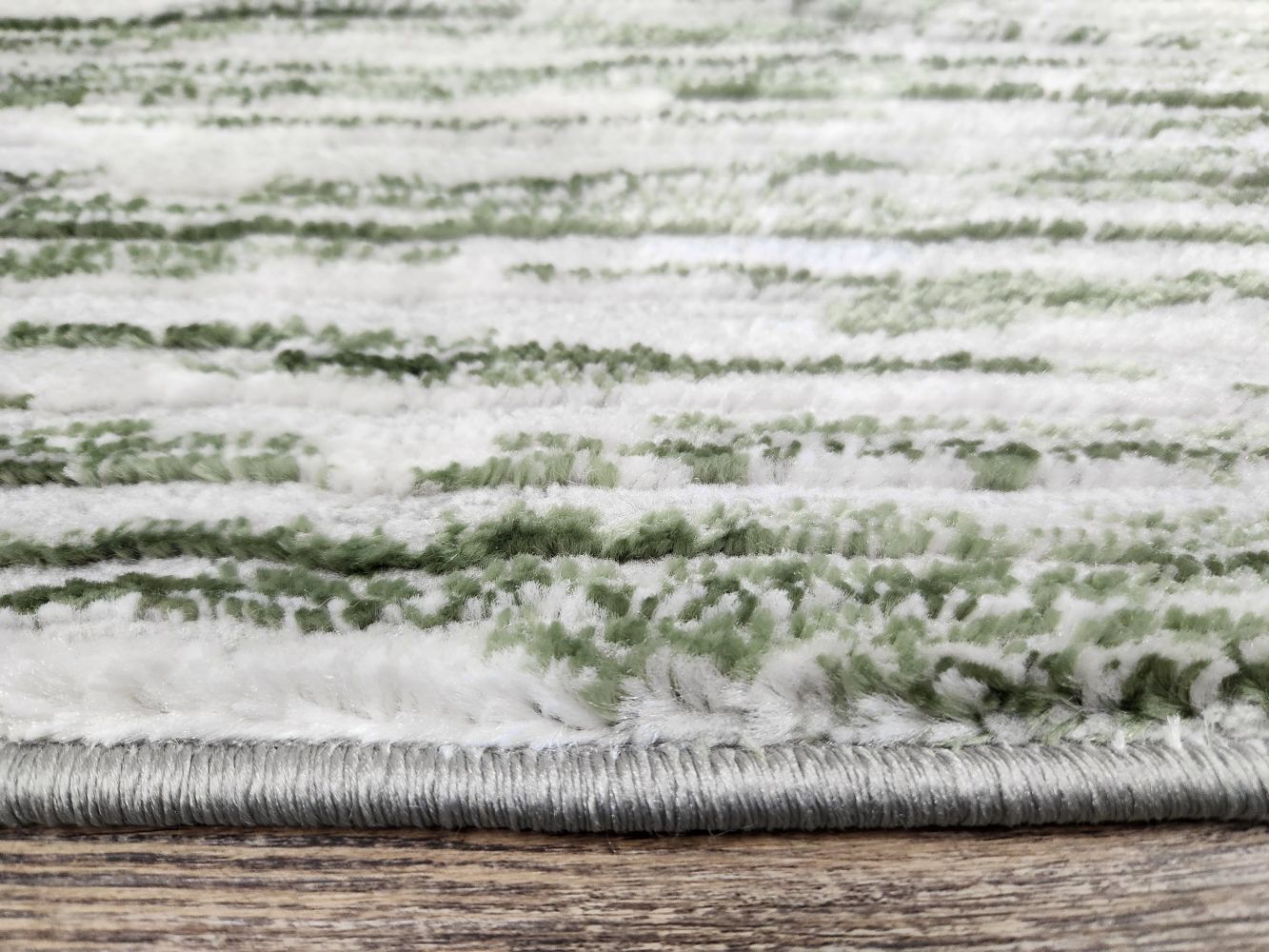 Radici USA Davide 1228 Green 2’2″ x 7’7″ Runner 12281034GREEN