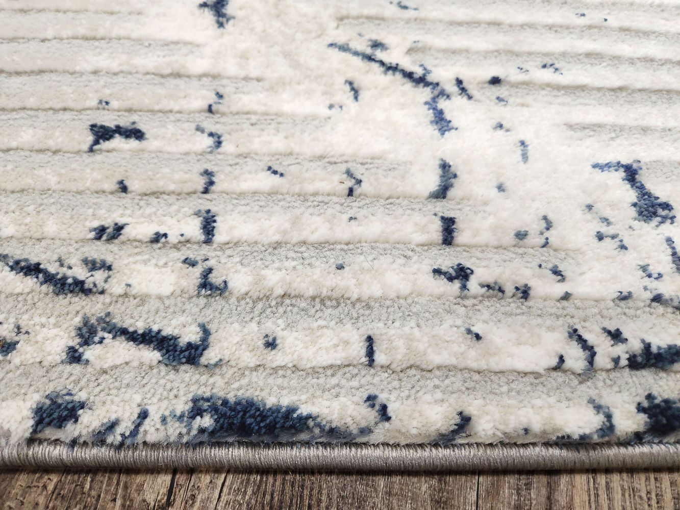 Radici USA Davide 1230 Blue 2’2″ x 7’7″ Runner 12301024BLUE
