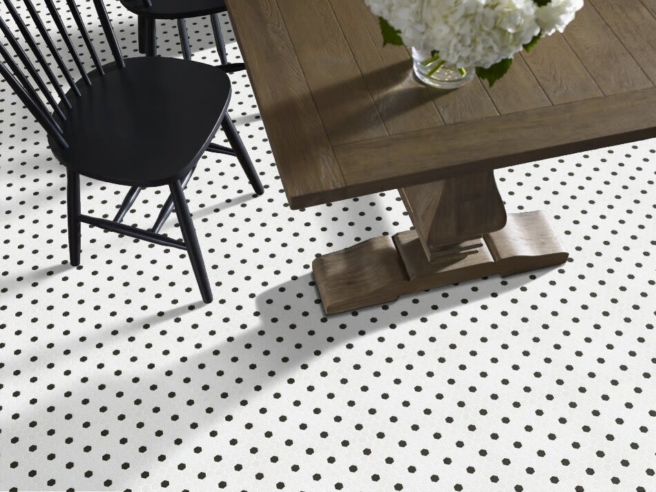 Shaw Floors SFA Dignity Hex 1″ Mosaics White W/Black 00190_SA995