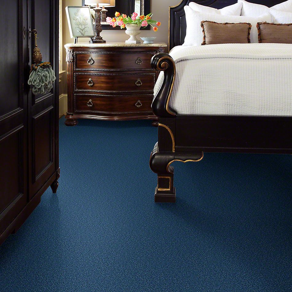 Shaw Floors Queen Point Guard 12′ Indigo 00441_Q4855