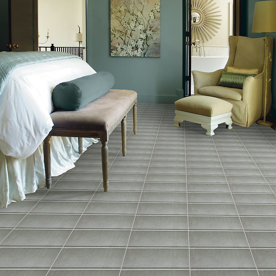 Shaw Floors Home Fn Gold Ceramic Tattered Covebase Grigio 00500_TG57A