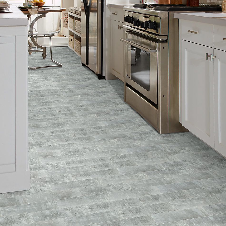 Shaw Floors Urban Groove4x12 Silver Frost 00510_TG43D