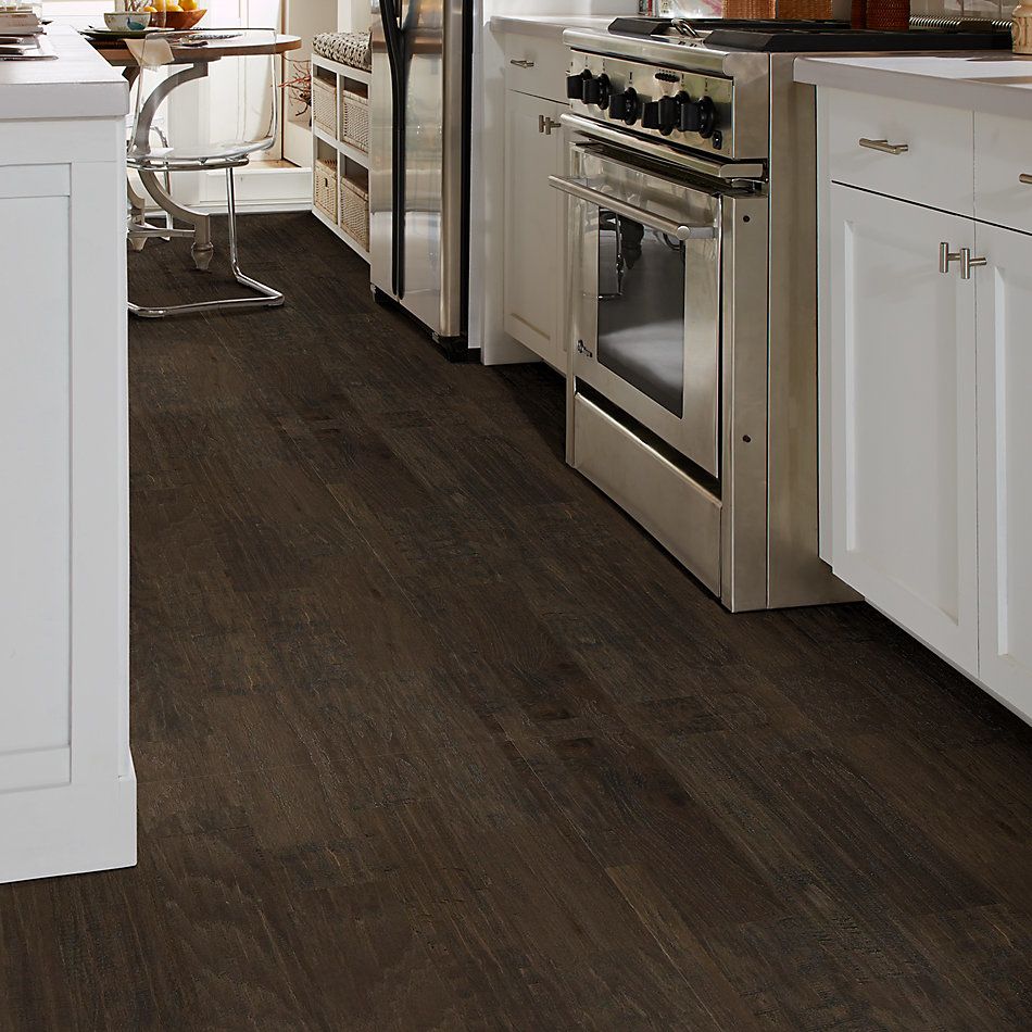 Shaw Floors Village Hardwoods Tuskegee 5 Stonehenge 00510_VH010