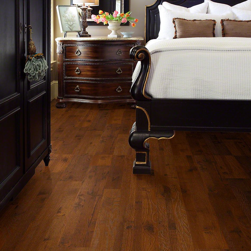 Shop Shaw Floors Versalock Laminate Riverdale Hickory Tellico Hickory 00617 Sl300 Laminate Flooring Pdj Shaw Flooring