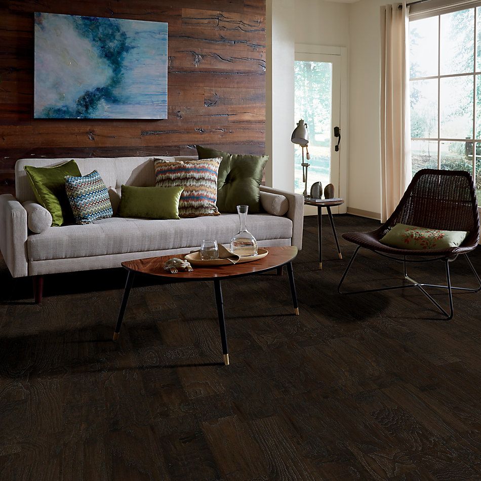 Shaw Floors Village Hardwoods Tuskegee 5 Olde English 00885_VH010