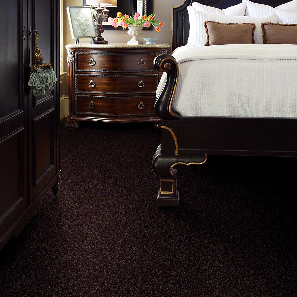 Shaw Floors Value Collections All Star Weekend II 12′ Net Royal Purple 00902_E0814
