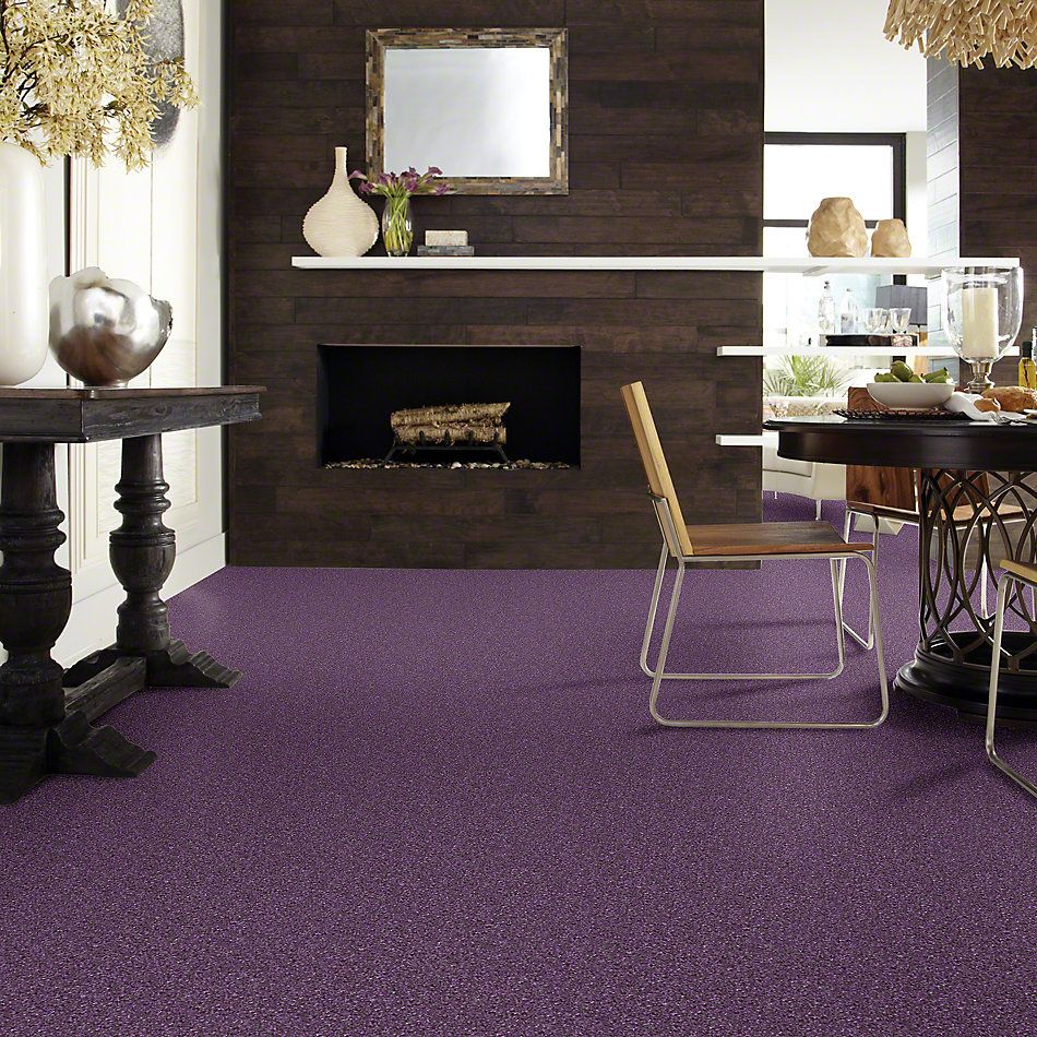 Shaw Floors Value Collections Newbern Classic 12′ Net Violet Crush 00930_E9198