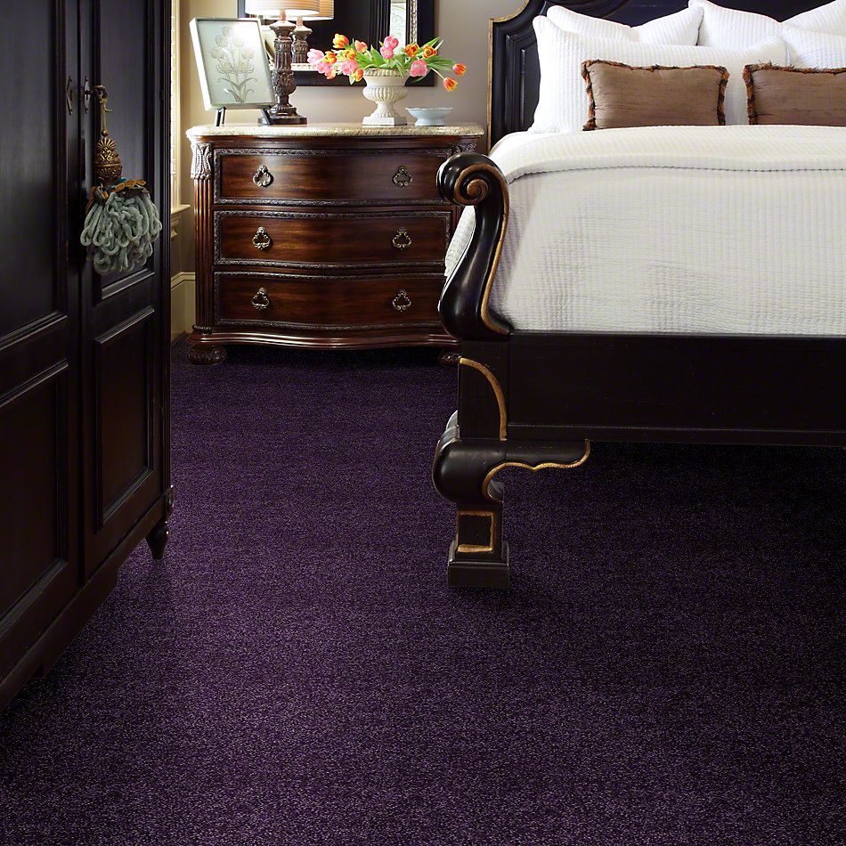 Shaw Floors Full Court 12′ Grape Slushy 52Y46_00931