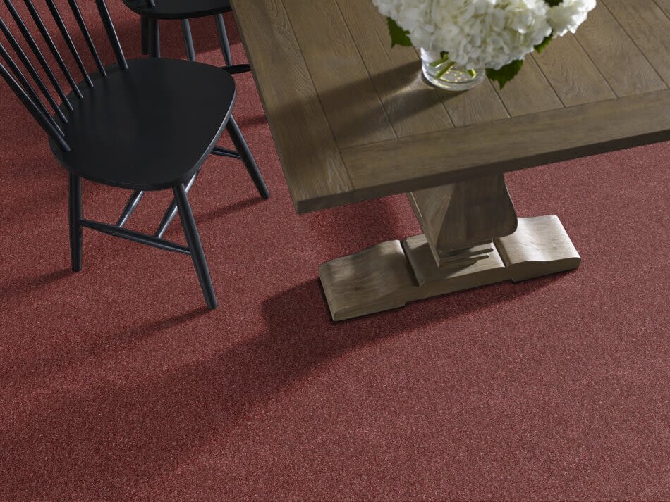 Shaw Floors Dyersburg Classic 12′ Radiant Orchid 00931_E0947