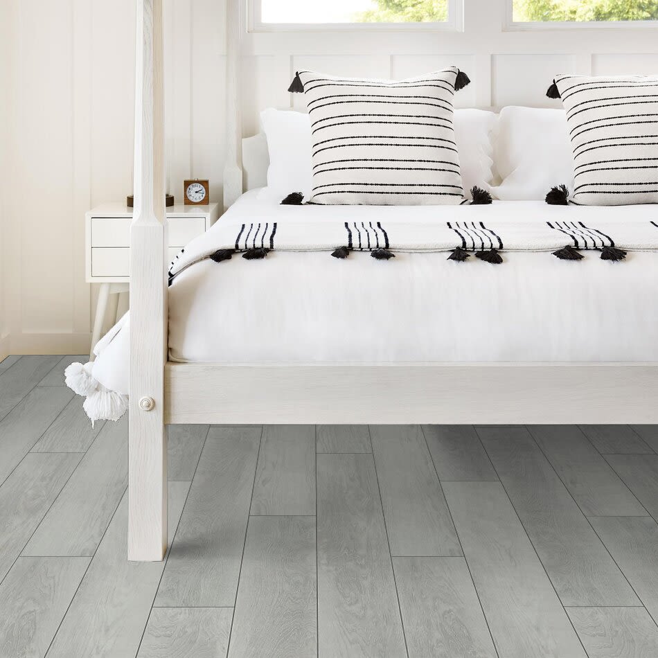 Shaw Floors Home Fn Gold Laminate Variations Cool White 01020_HL424
