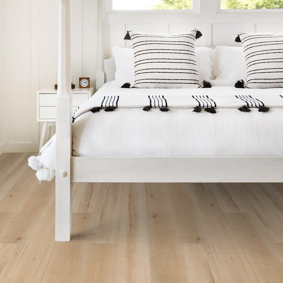 Shaw Floors Clayton Homes Berkley Lake Light Beech 02026_C232Y
