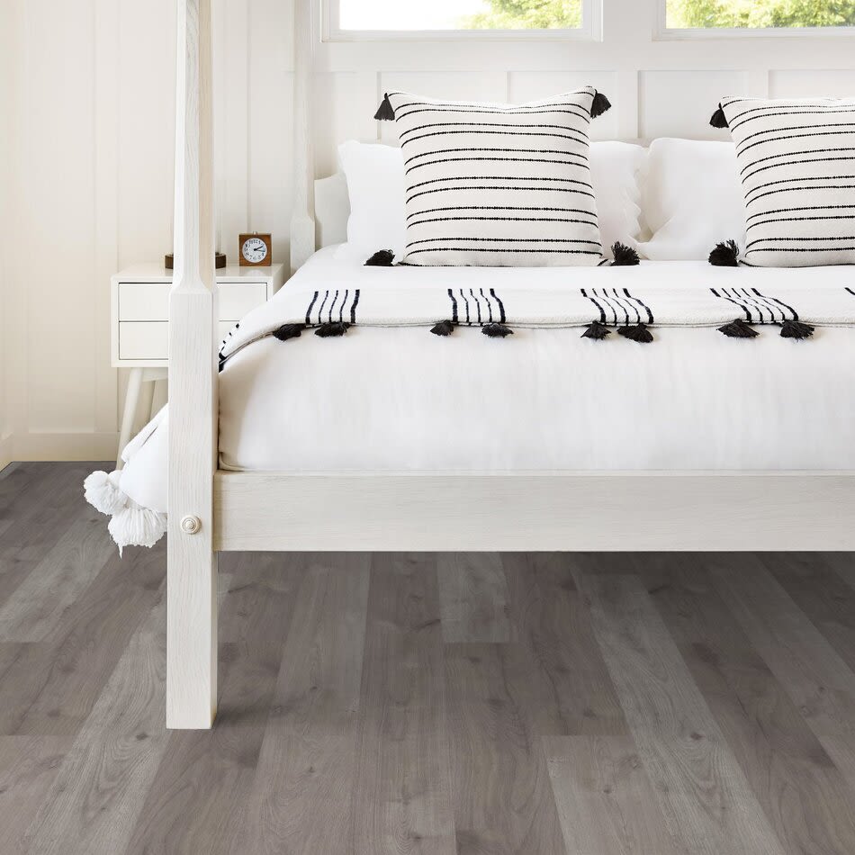 Shaw Floors Century Homes Casual Fashion Metropolitan Grey 05053_C410H
