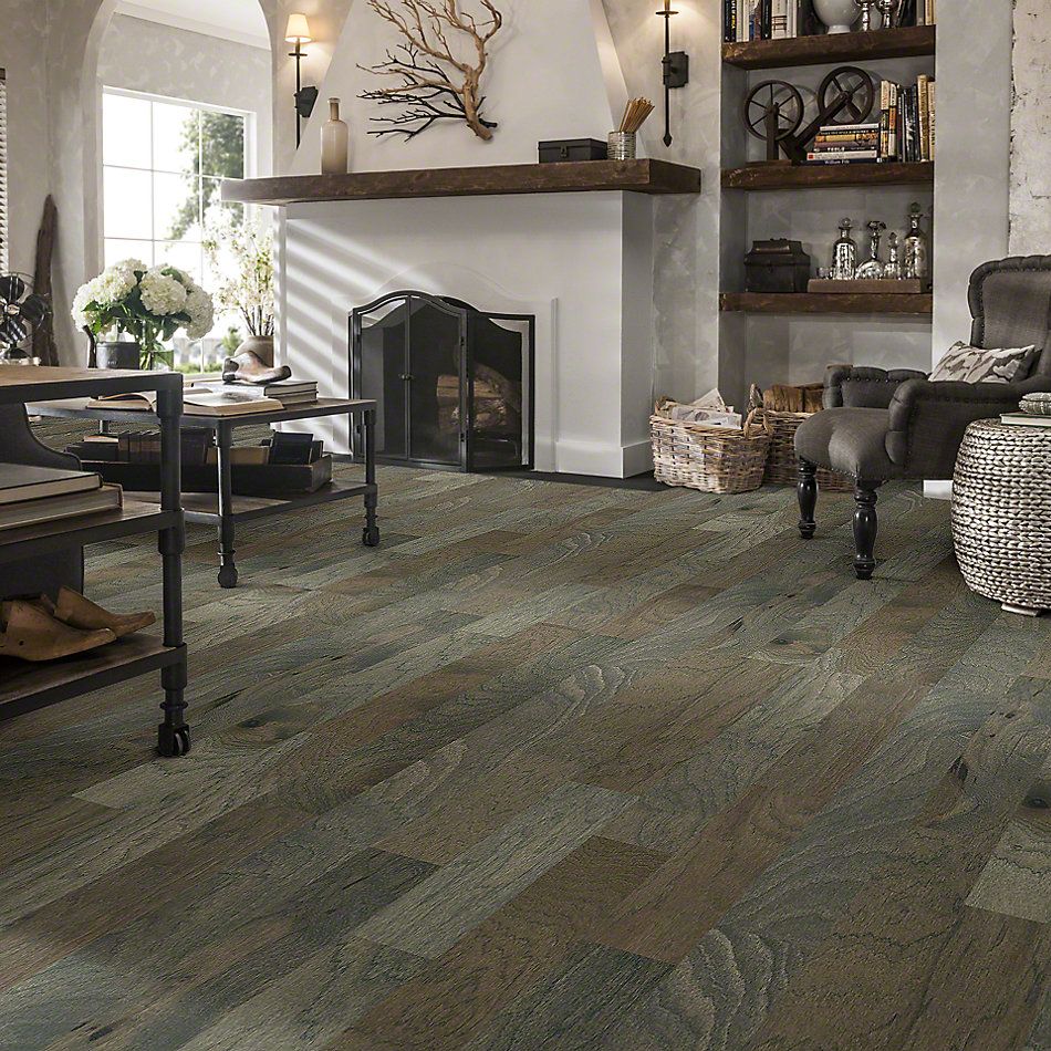 Shaw Floors Shaw Hardwoods Consign Greystone 05054_SMW10