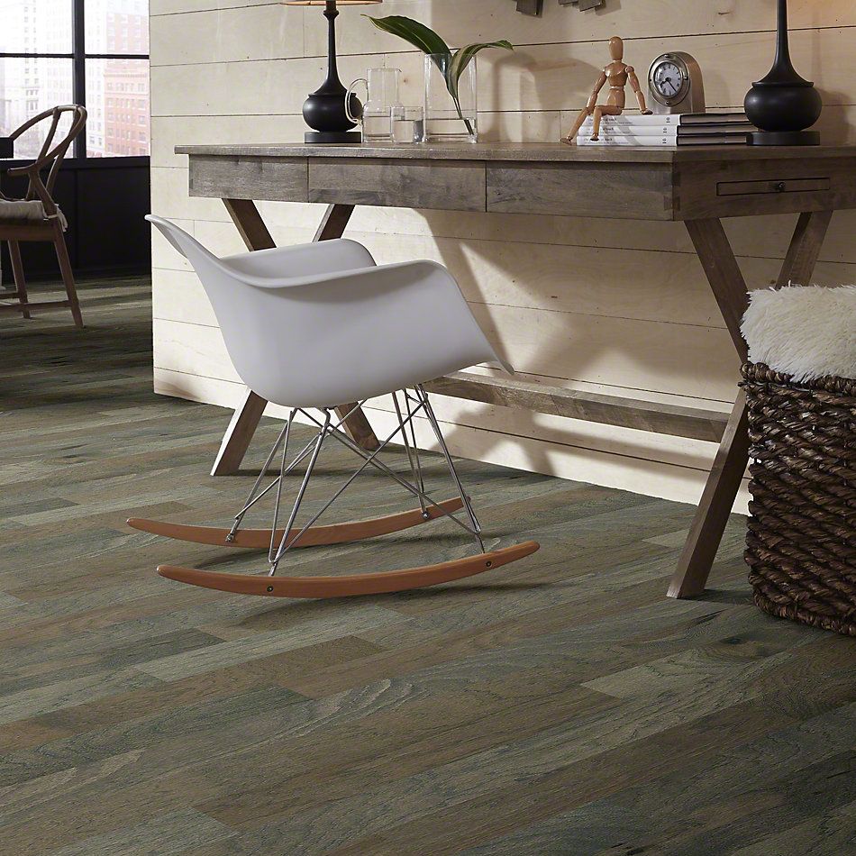 Shaw Floors Shaw Hardwoods Consign Greystone 05054_SMW10