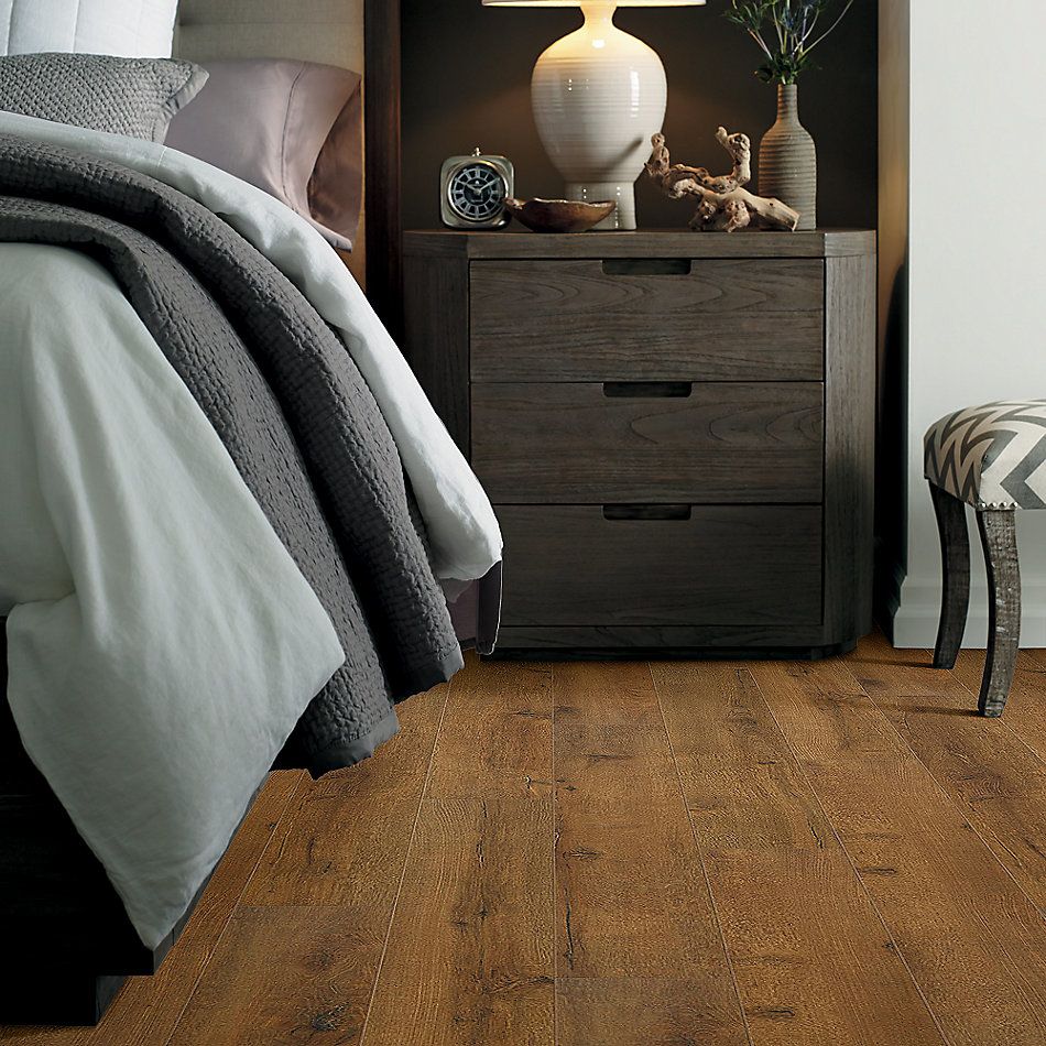 Shaw Floors Home Fn Gold Laminate Cascadia Classics Spice Brown 07010_HL102