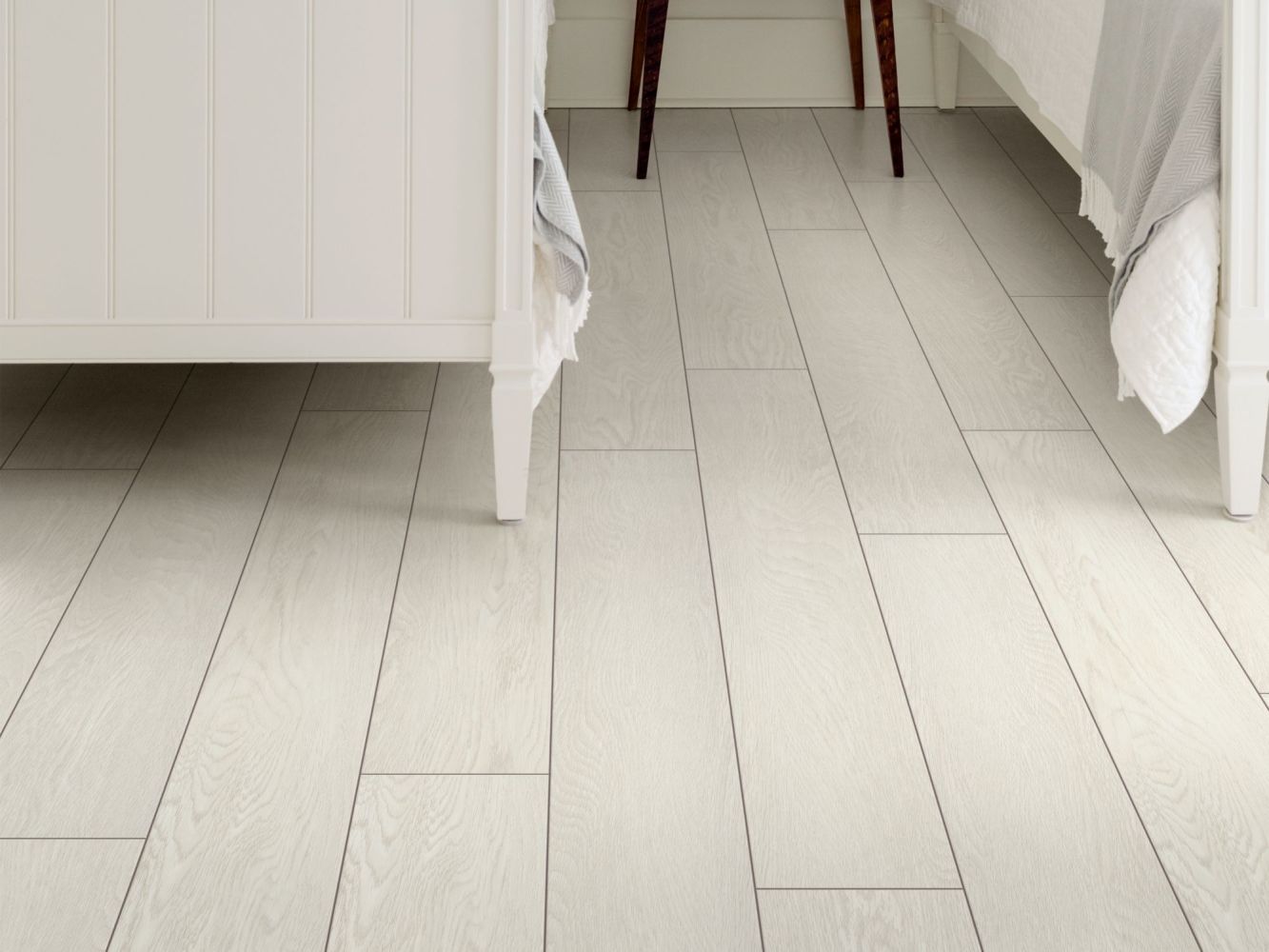 Shaw Floors Resilient Residential Distinction Plus Flawless Oak 01094_2045V
