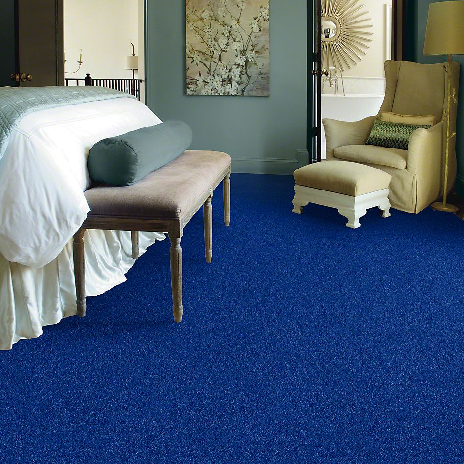 Shaw Floors Queen Knockout II 15′ Electric Blue 75453_Q0776