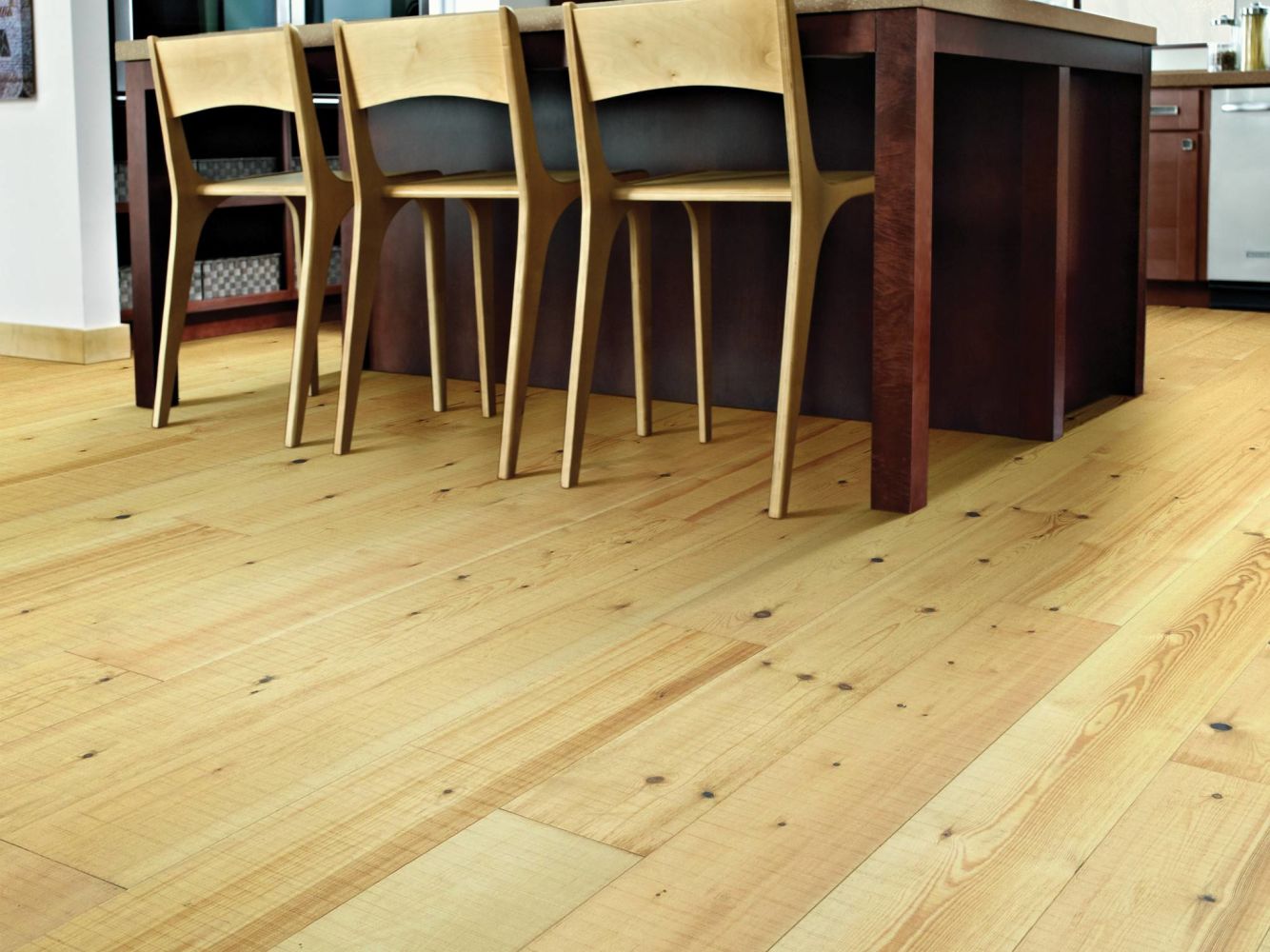 Shaw Floors Carpetland – Waterproof Hardwood Eminence Natural Pine 01053_CH919