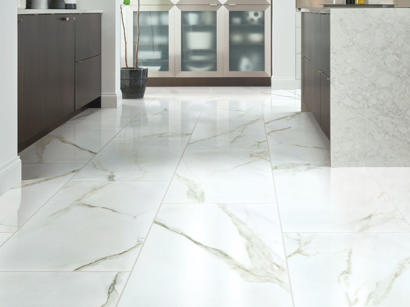 Shaw Floors Ceramic Solutions Casino 16×32 Calacatta 00121_CS88Z