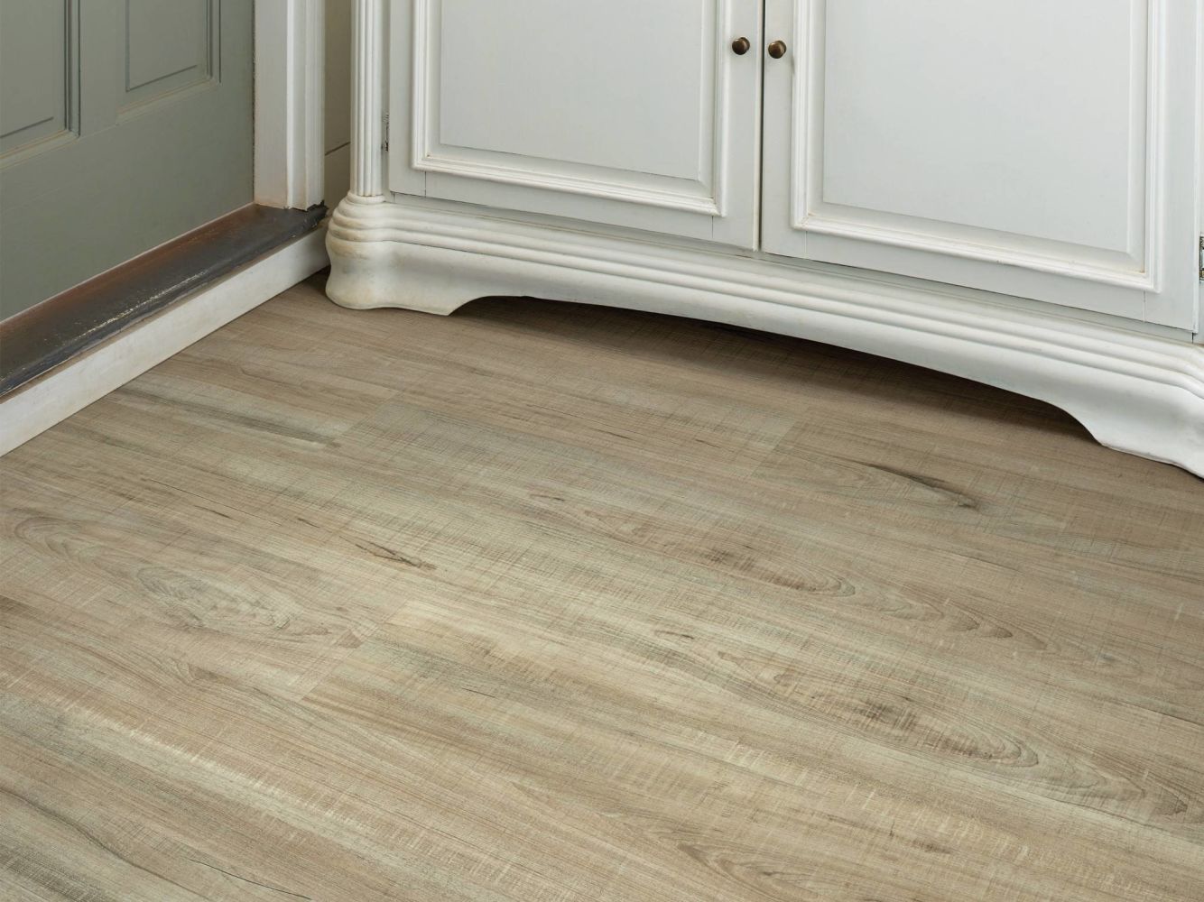 Shaw Floors Everest Willow Plus Chatter Oak 00295_D102H