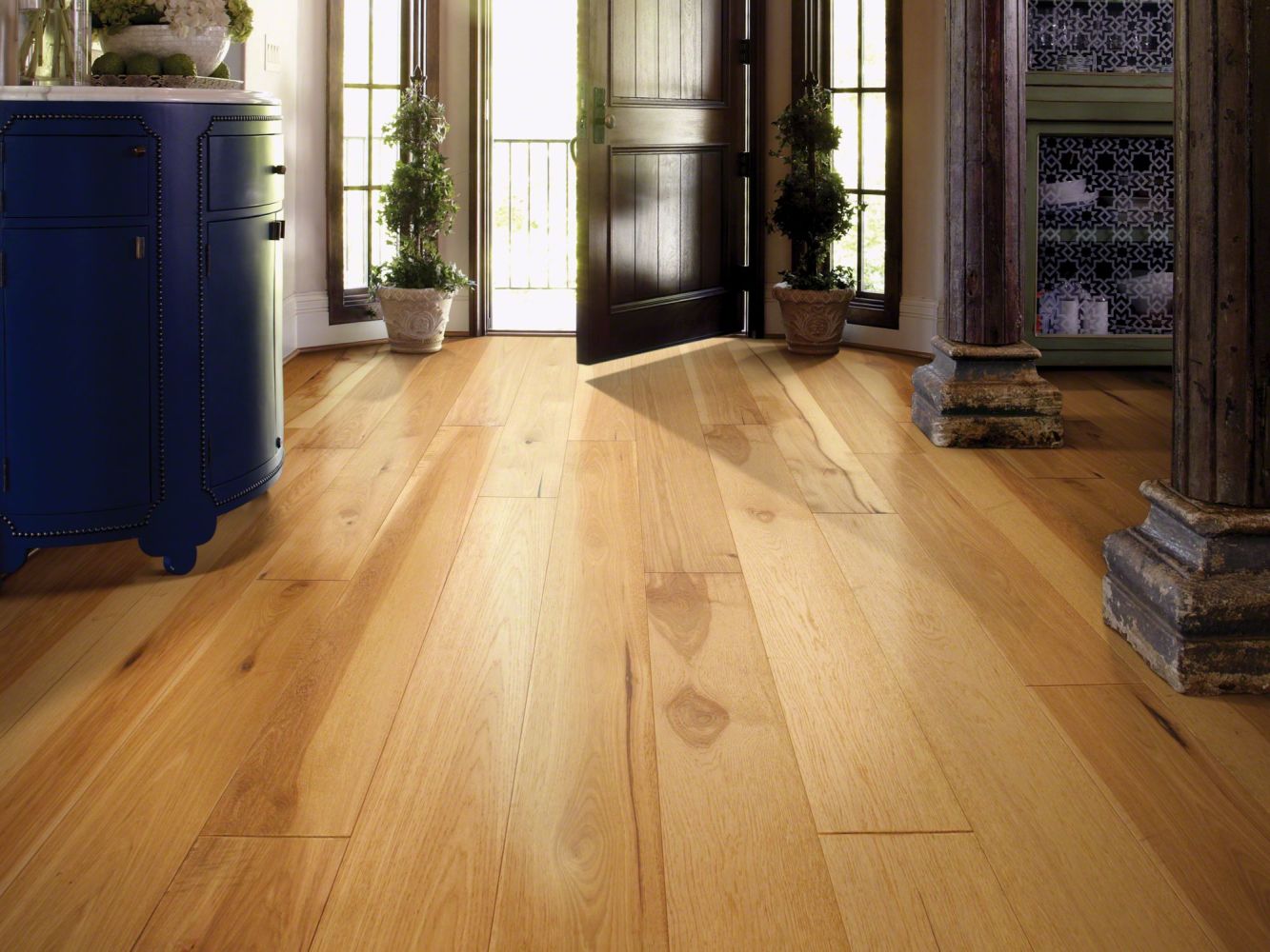 Shaw Floors Home Fn Gold Hardwood Kingston Hickory Coat Of Arms 00993_HW486