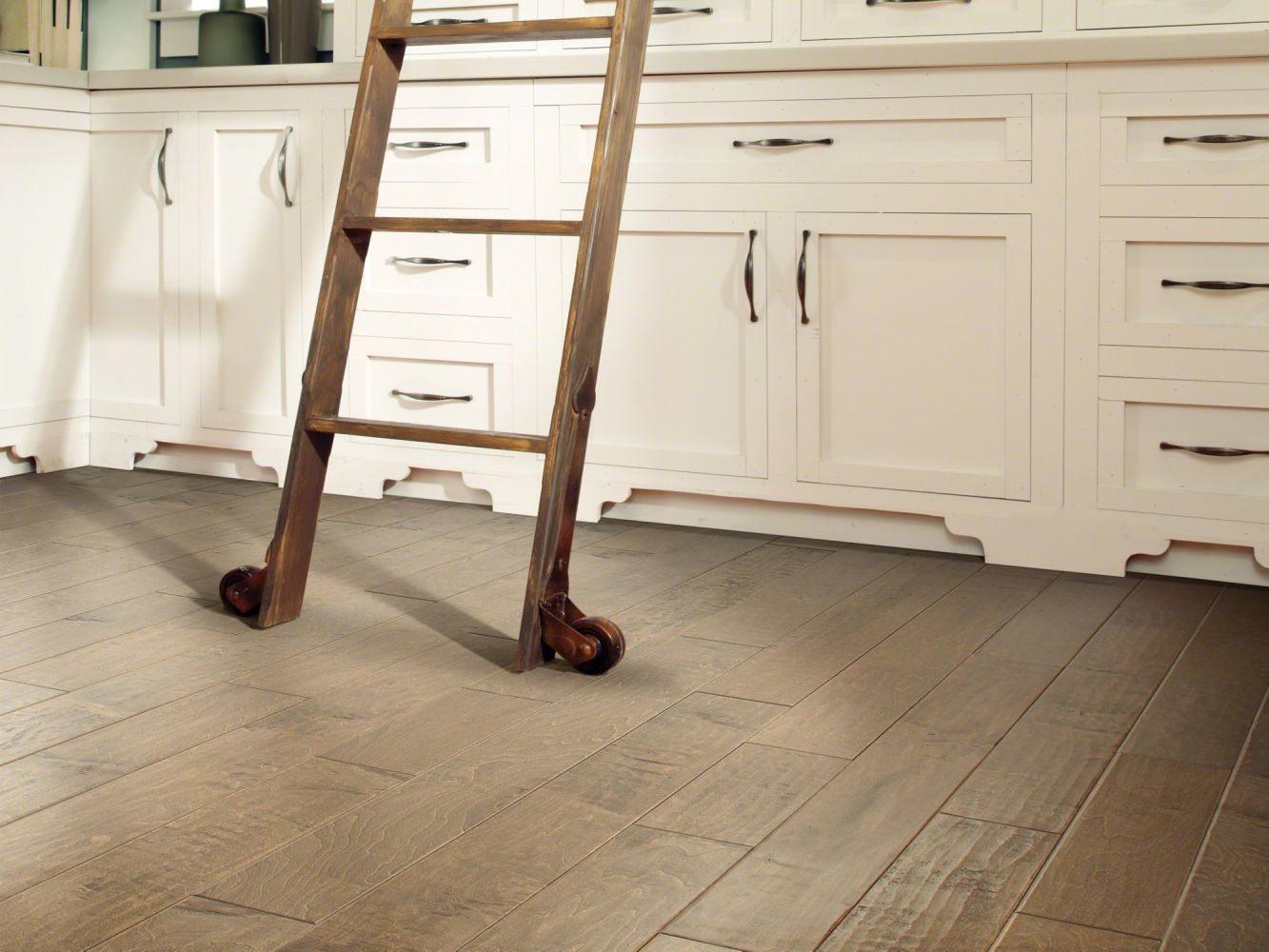 Shaw Floors Home Fn Gold Hardwood Mackenzie Maple 2 -5″ Buckskin 02005_HW604