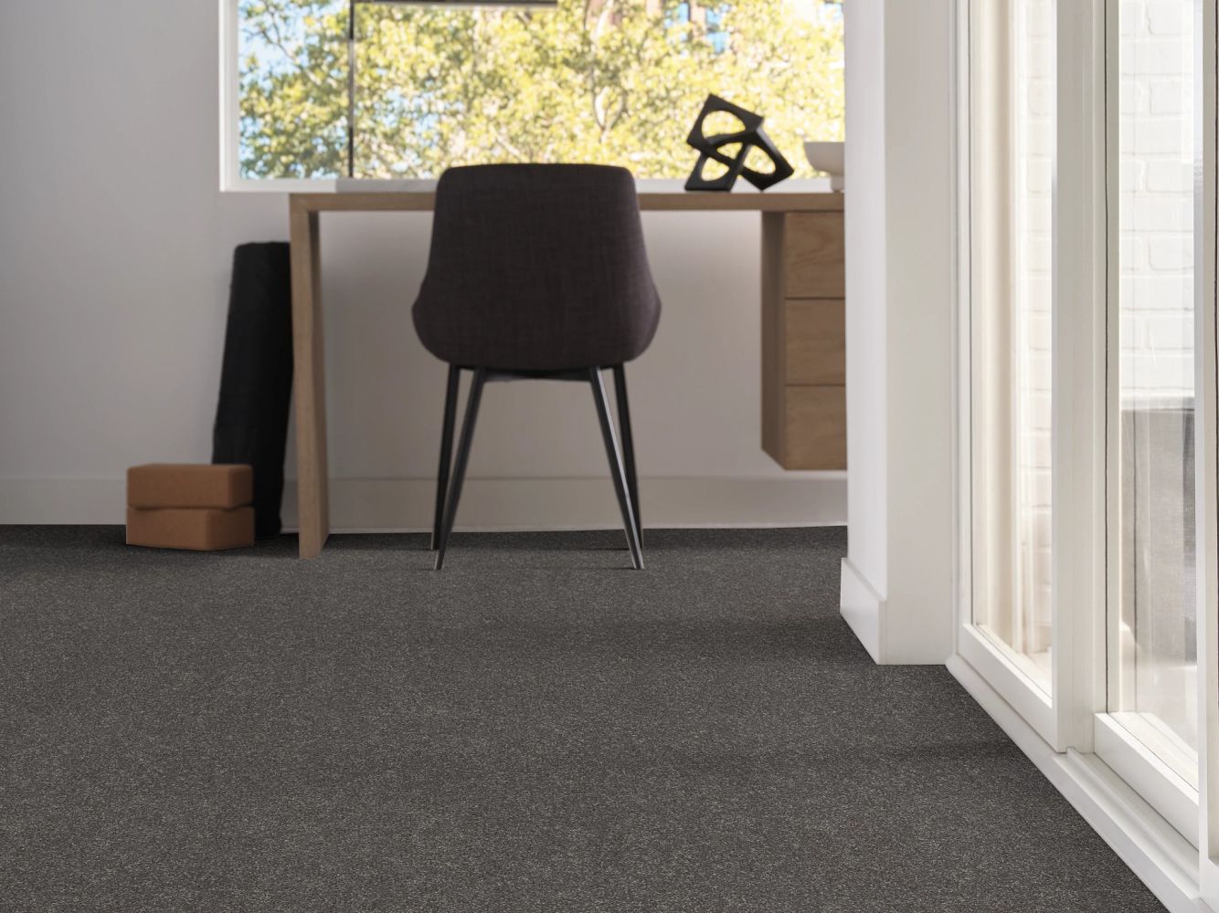 Shaw Floors Simply The Best EASY SPIRIT II 12′ Iron 00501_5E865