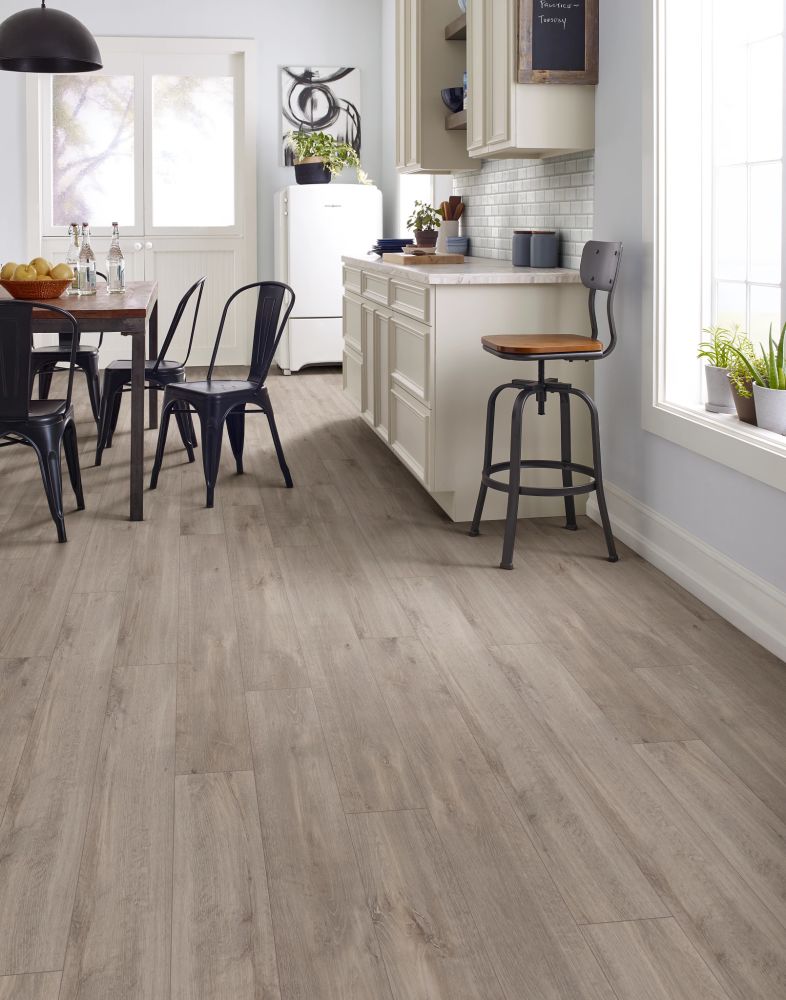 Shaw Builder Flooring Clayton Homes Parker Plank Ambassador 05057_C335Y