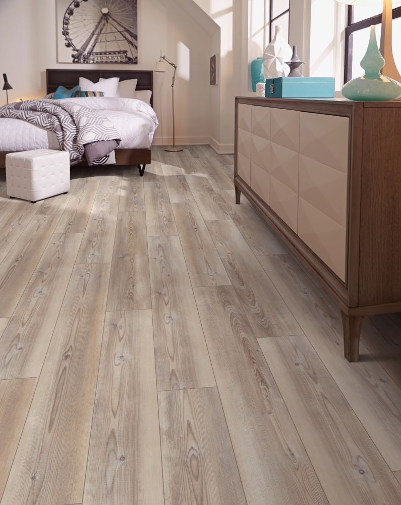 Shaw Floors Resilient Residential Paragon 7″ Plus Cut Pine 01005_1020V
