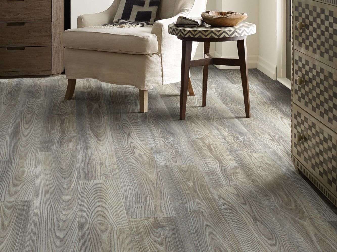 Shaw Floors Sumitomo Forestry Point River Plus Grey Chestnut 07062_SA1SF
