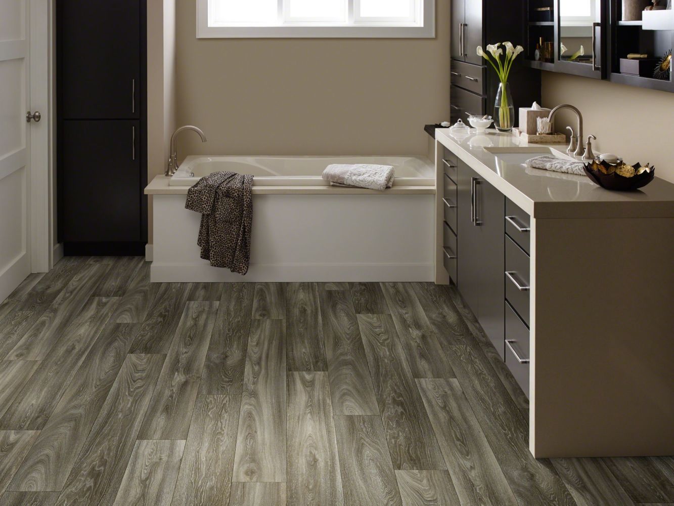 Shaw Floors SFA Chisholm Iowa 00510_SA612