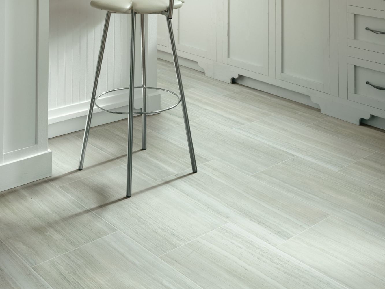 Shaw Floors SFA Vision 16×32 Matte Ash 00550_SA952