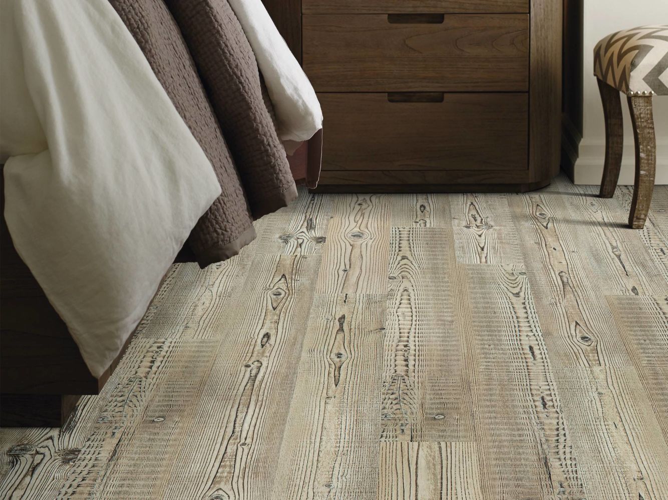 Shaw Floors Sumitomo Forestry Dark Star Plank Accent Pine 07063_SC2SF
