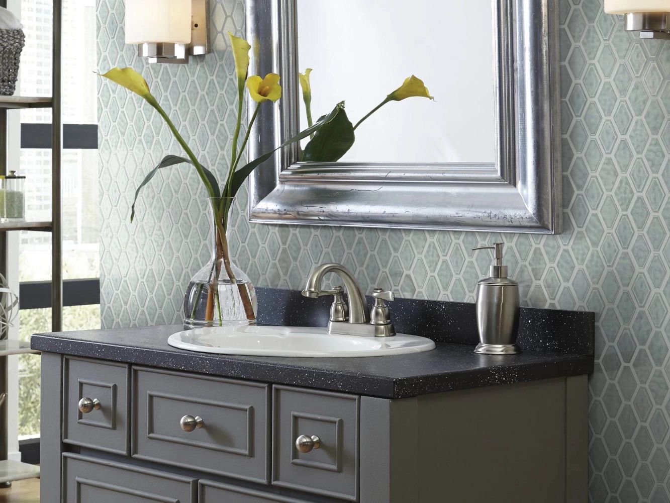 Shaw Floors Toll Brothers Ceramics Geoscapes Diamond Light Grey 00500_TLJ79