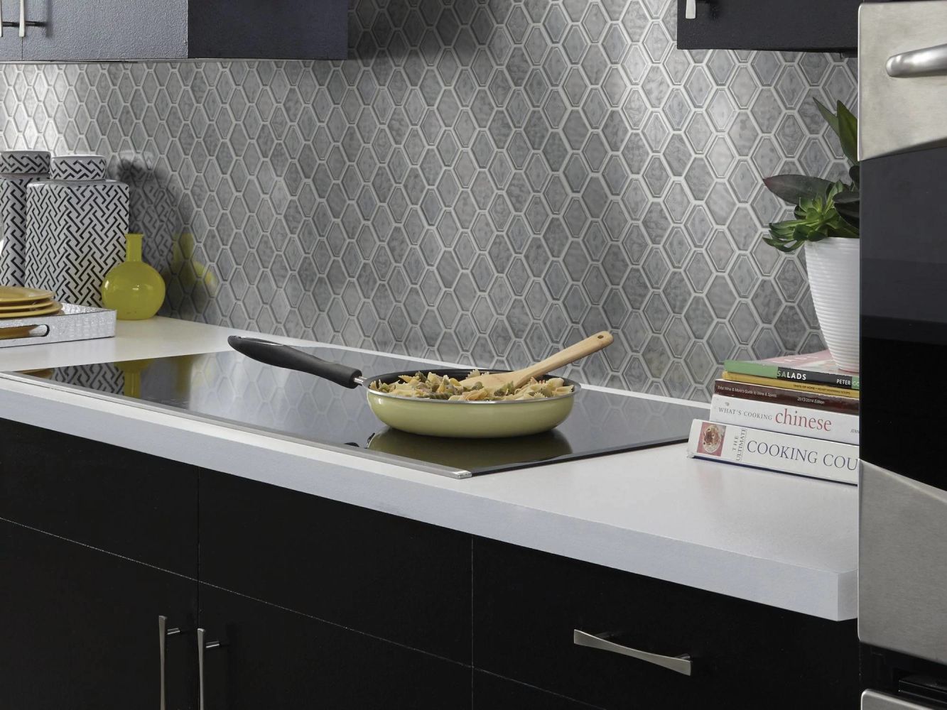 Shaw Floors Toll Brothers Ceramics Geoscapes Diamond Dark Gray 00550_TLJ79