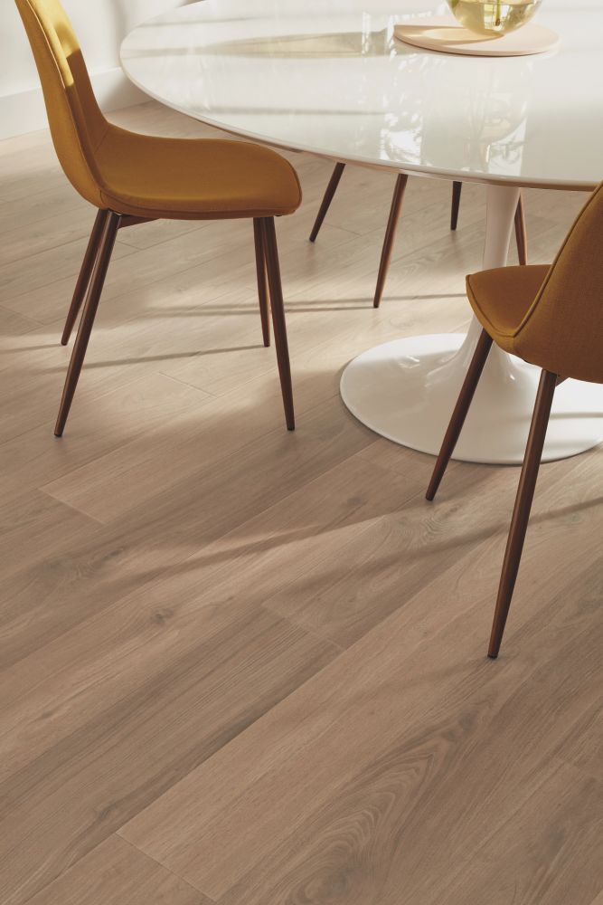 COREtec Resilient Residential Ct HD 7×60 Intg Irene Walnut 04026_VV735