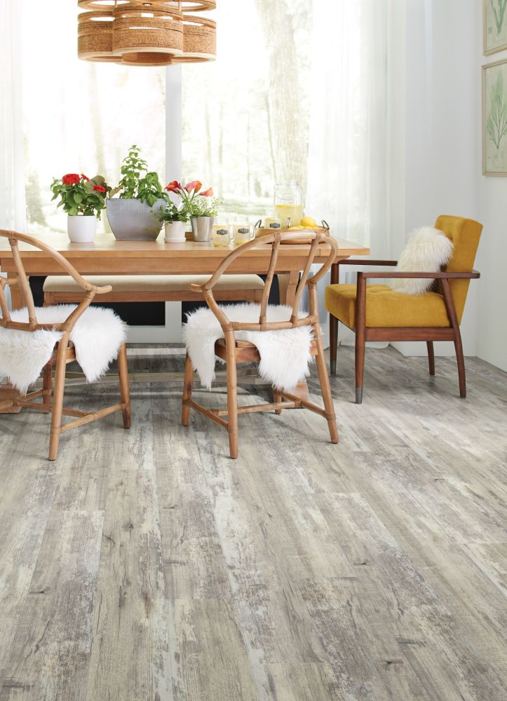 5th And Main Frontier Plus Ivory Oak 00138_5M400