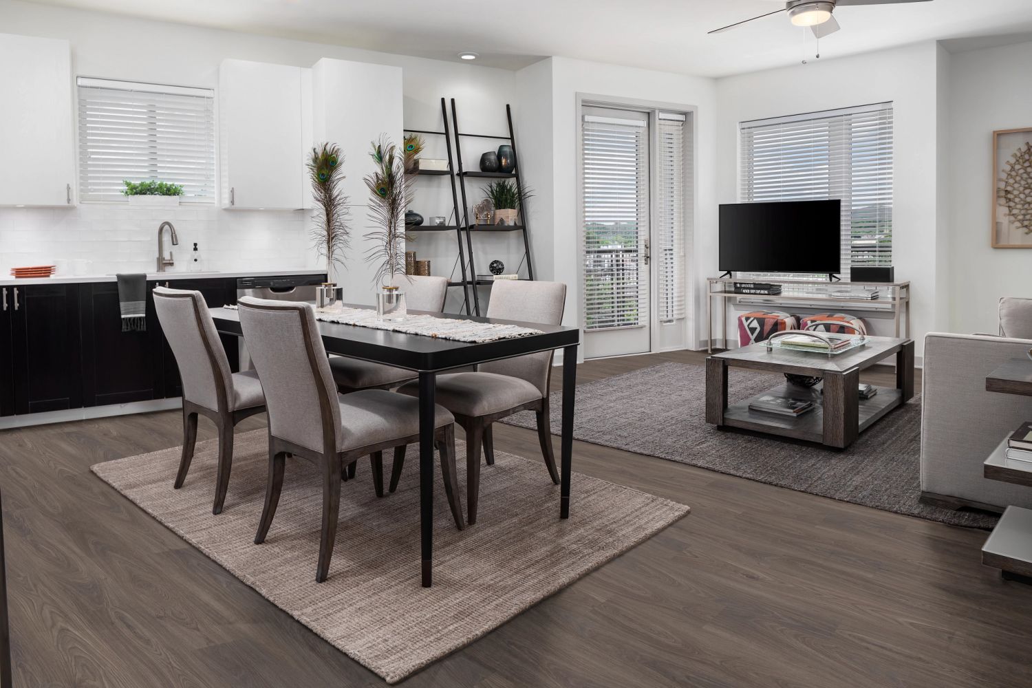 Shaw Builder Flooring Clayton Homes Augusta Dark Elm 00915_C172Y