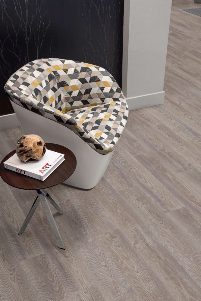 Shaw Floors Resilient Residential Anvil Plus Grey Chestnut 07062_2032V