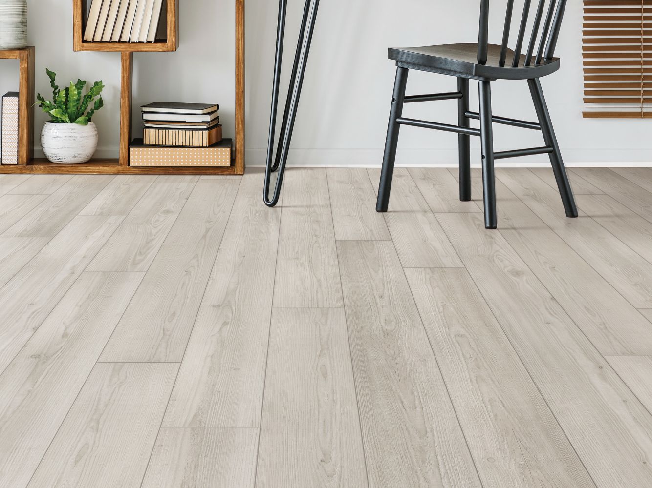 Shaw Floors Resilient Residential Starting Line Vintage Pearl 05226_3060V