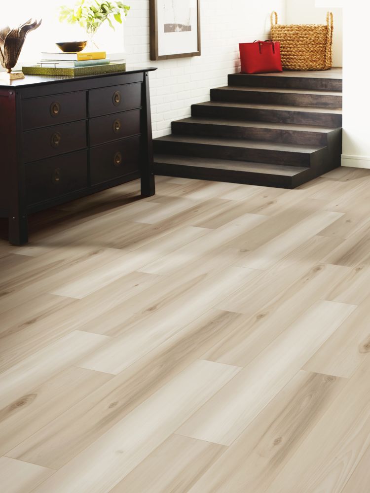 Shaw Floors Resilient Residential Distinction Plus Dutch Oak 01024_2045V