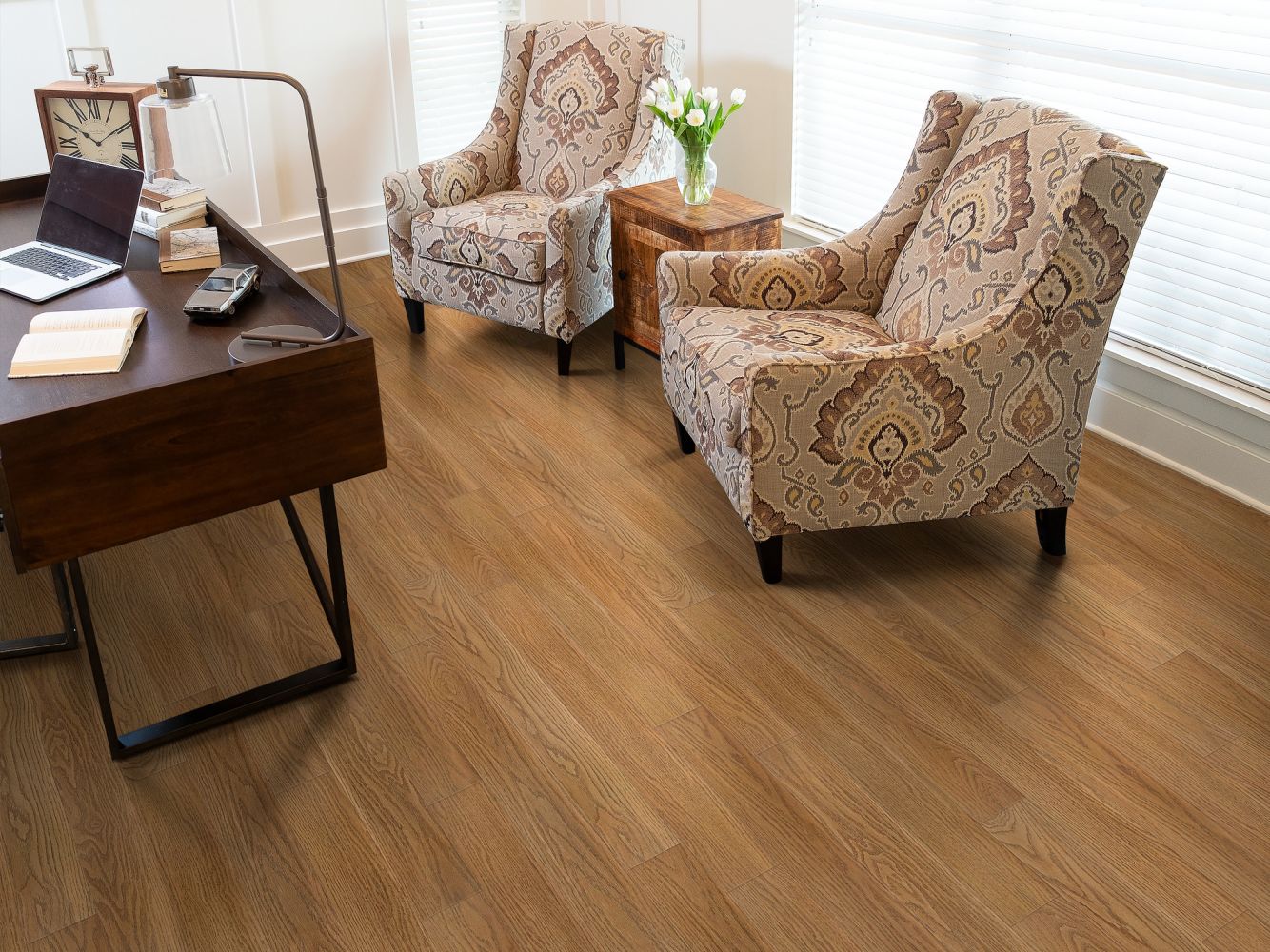 Shaw Floors Resilient Residential Traditions Gunstock Oak 06048_3527V
