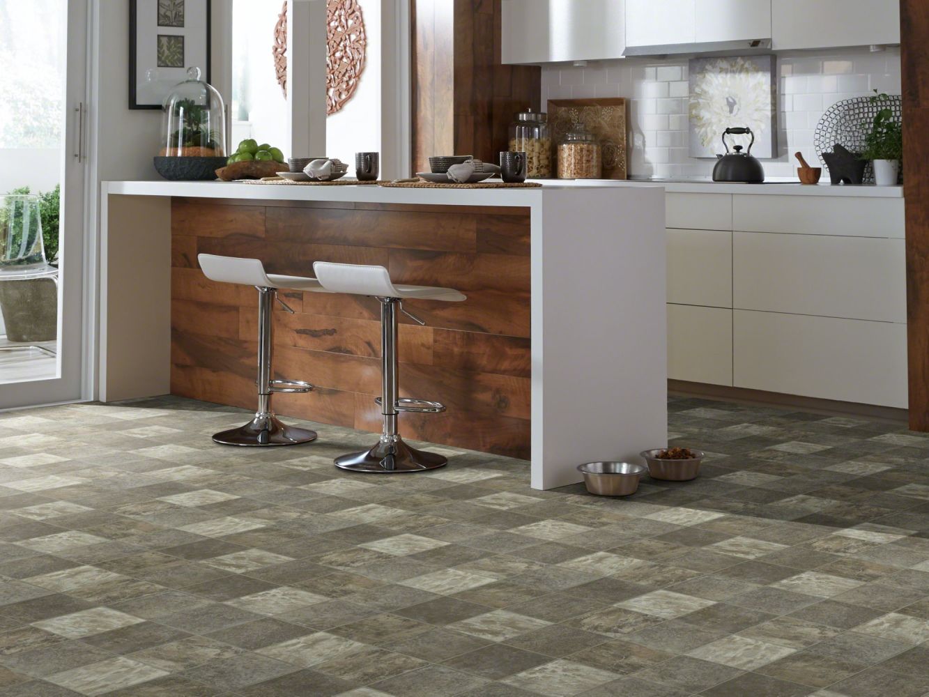 Shaw Floors Resilient Property Solutions Compact 12 Lassen 00528_VG061