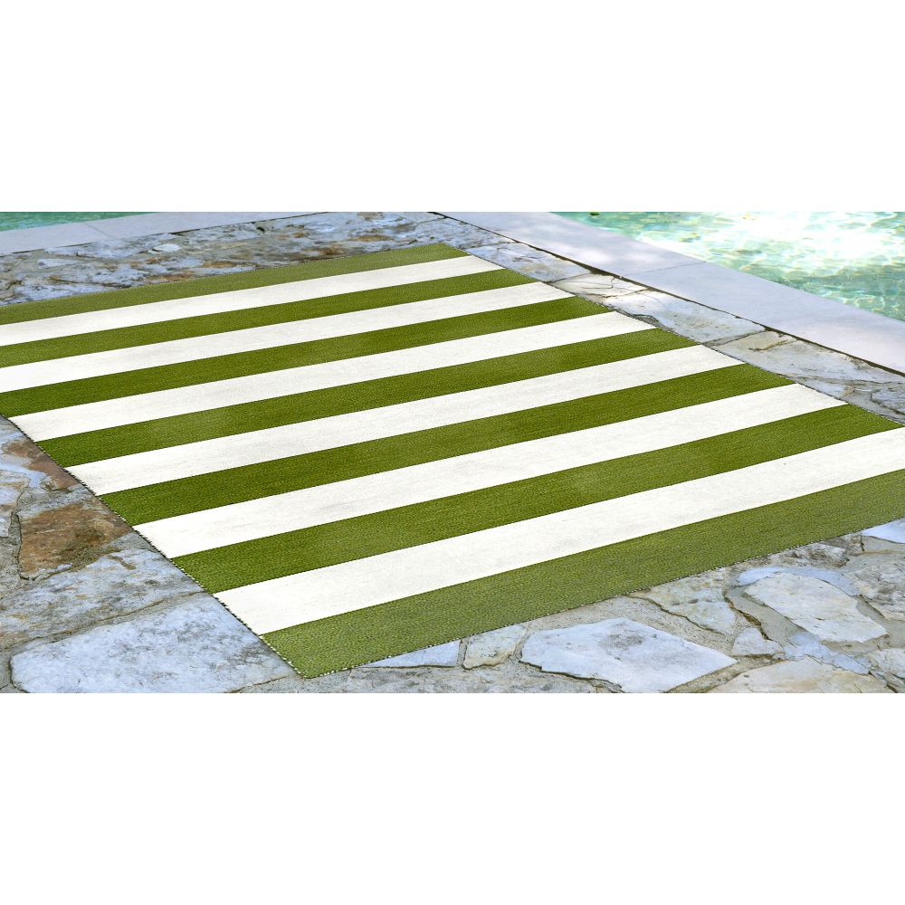 Liora Manne Sorrento Rugby Stripe Green 7’6″ x 9’6″ SRN71630206
