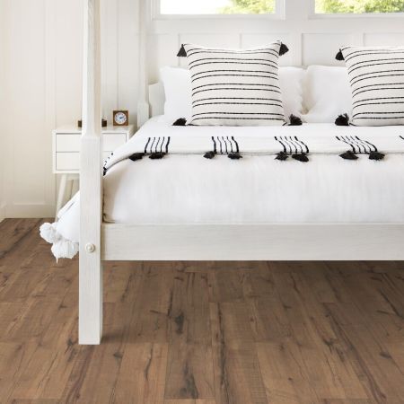 Shaw Floors Versalock Laminate Timberline 7.5" Lumberjack Hckry
