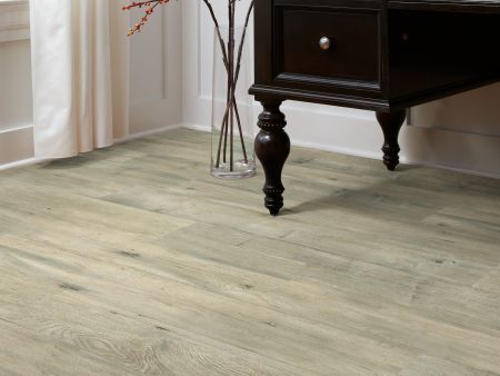 Shaw Floors Versalock Laminate Simplicity Plus Alloy