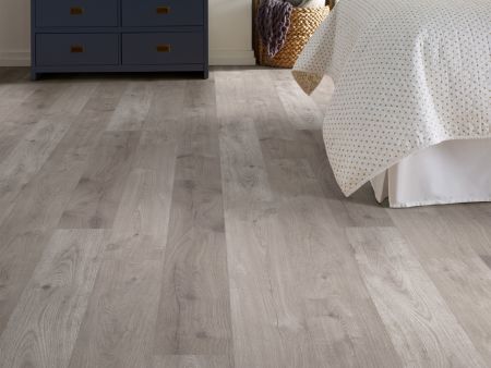 Shaw Floors Versalock Laminate Cadence Metropolitan Grey
