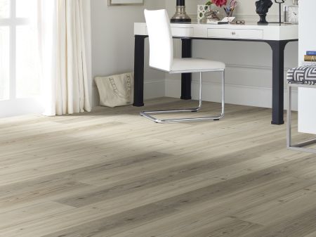 Shaw Floors Resilient Residential Distinction Plus Light Pine