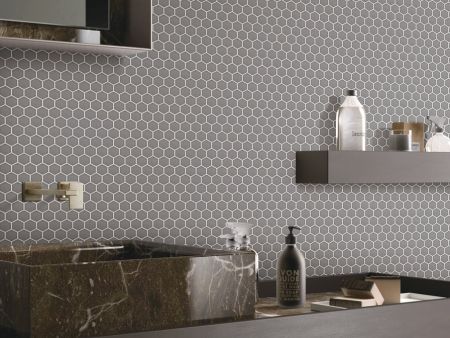 Emser Savvy Silver Gloss 2 in.