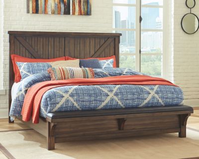 Lakeleigh – Brown – Queen Upholstered Bed B718/157/154/96